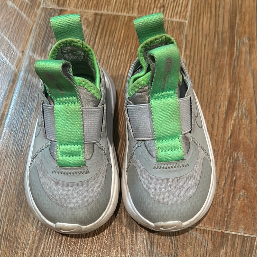 Toddler Gray and Green Nike Shoes-5c